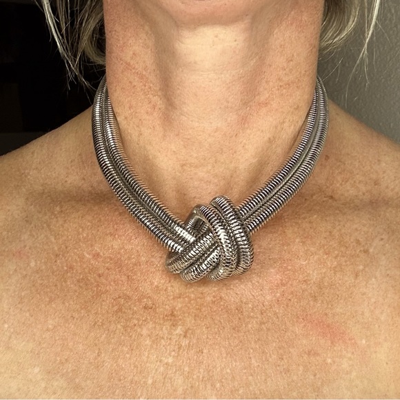 BCBGMAXAZRIA silver knot choker - Picture 1 of 5